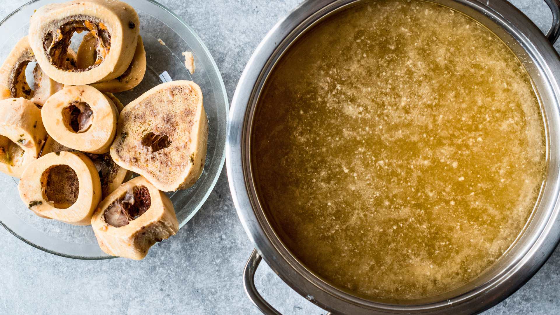 Caldo de huesos para perros: beneficios, uso y forma segura